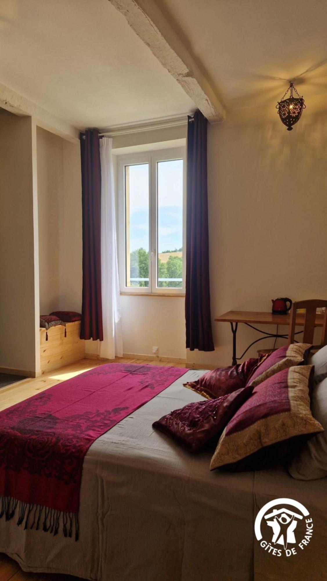 Aux Roses De Cedres Chambre Savane Salvagnac Extérieur photo