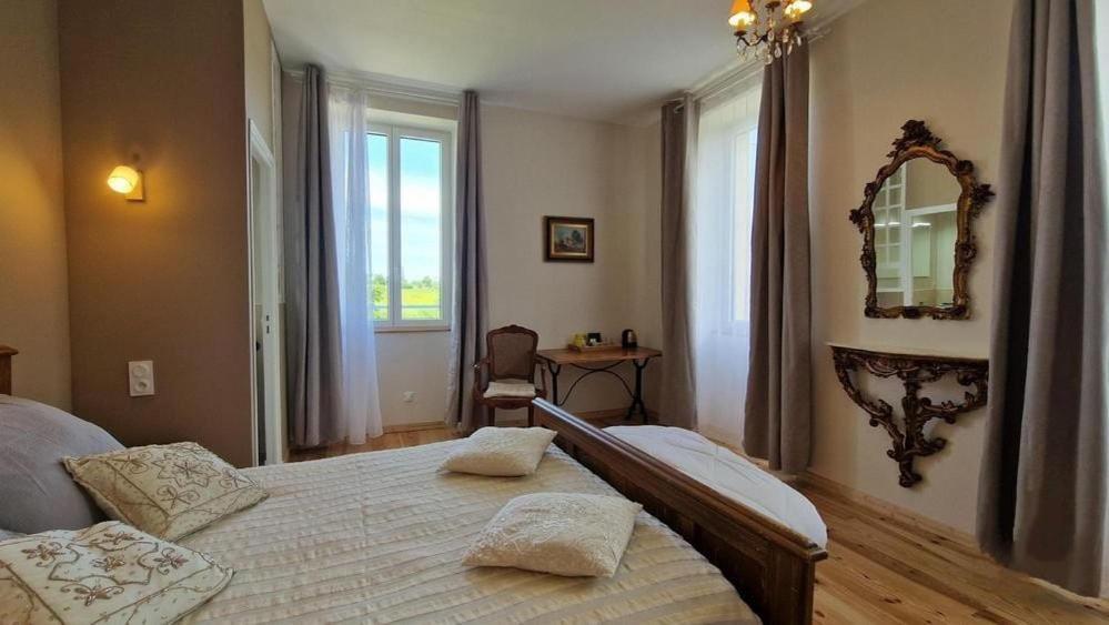 Aux Roses De Cedres Chambre Savane Salvagnac Extérieur photo
