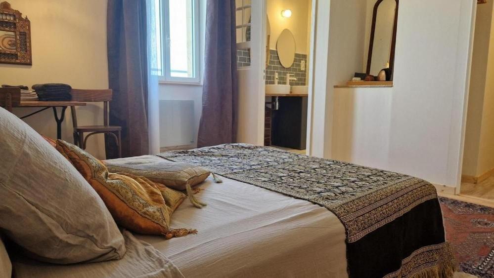 Aux Roses De Cedres Chambre Savane Salvagnac Extérieur photo